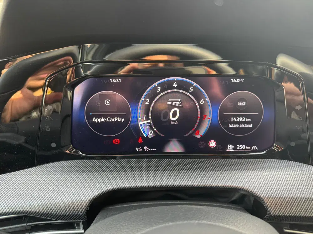 Volkswagen Golf 1.5 TSI R-Line Edition Parkeer Camer uit 2025, foto 14