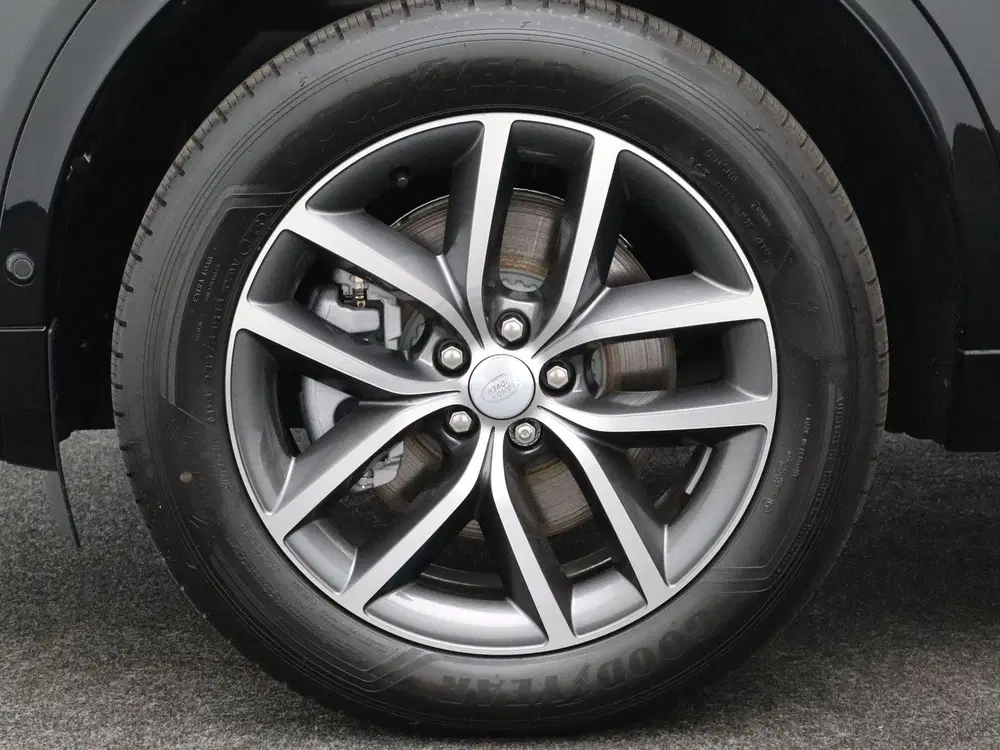 Land Rover Discovery Sport 1.5 P270e PHEV Dynamic S uit 2026, foto 15
