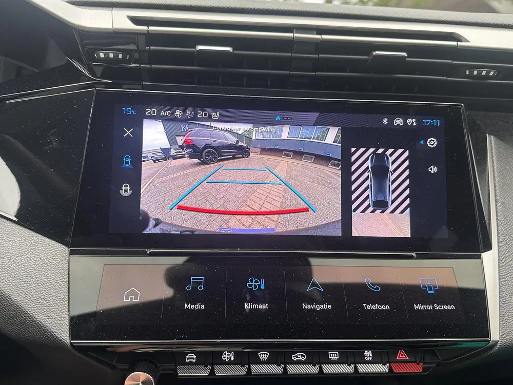 Peugeot 408 Allure 58 kWh SOH 99% uit 2024, foto 3