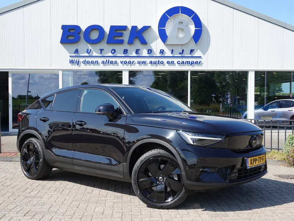 Volvo EC40 Twin Motor Ultra Black Edition 82 kWh SOH uit 2024