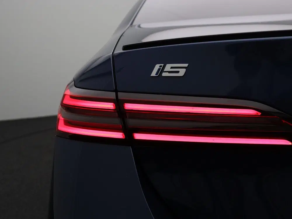 BMW i5 eDrive40 M Sportpakket Pro uit 2026, foto 11