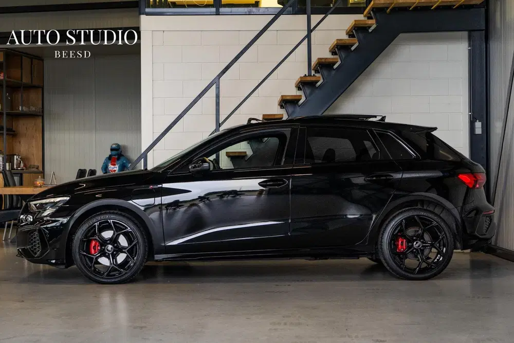 Audi A3 40 TFSI e S line uit 2023, foto 5