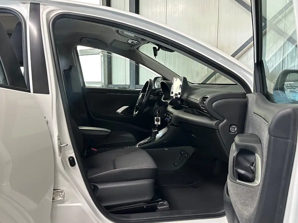 Toyota Yaris 1.5 Hybrid uit 2021, foto 4