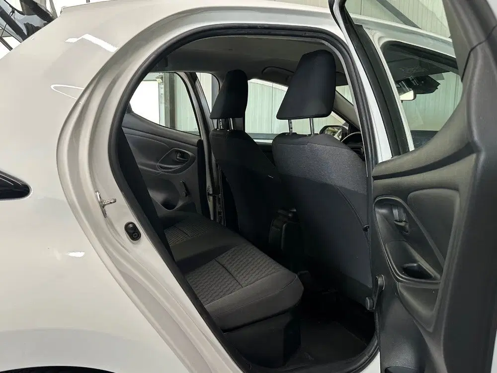 Toyota Yaris 1.5 Hybrid uit 2021, foto 5