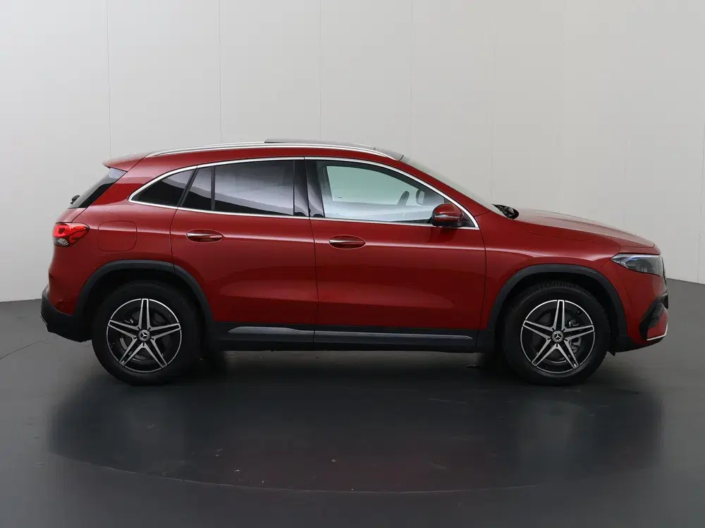 Mercedes-Benz EQA 250 AMG Line 67 kWh uit 2023, foto 6