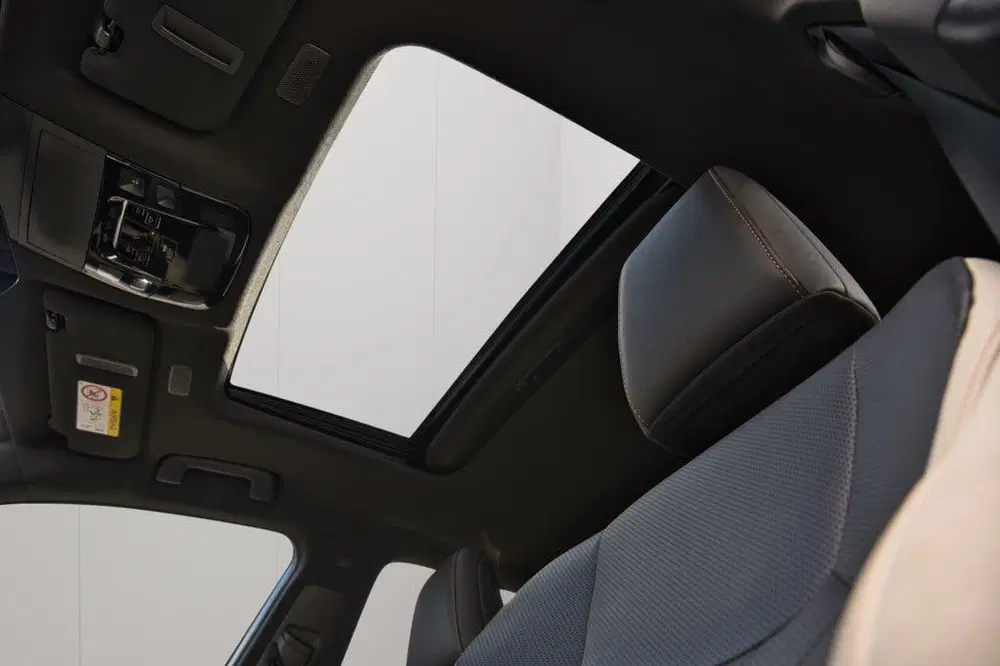 Lexus NX 450h+ AWD Executive Line uit 2024, foto 11