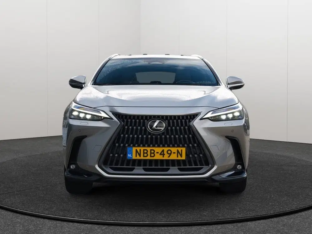 Lexus NX 450h+ AWD Executive Line uit 2024, foto 5