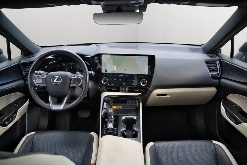 Lexus NX 450h+ AWD Executive Line uit 2024, foto 9