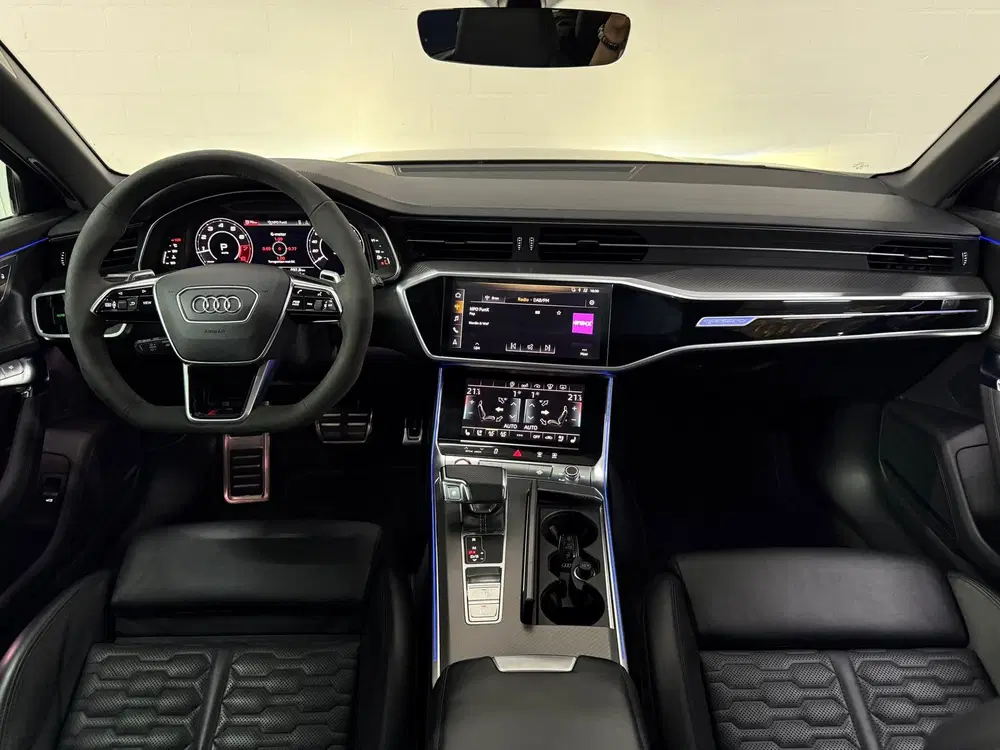 Audi A6 RS6 Quattro Urban Pack uit 2020, foto 14