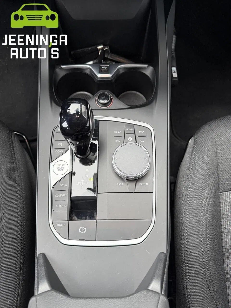 BMW 1-serie 118i Business Edition uit 2022, foto 15