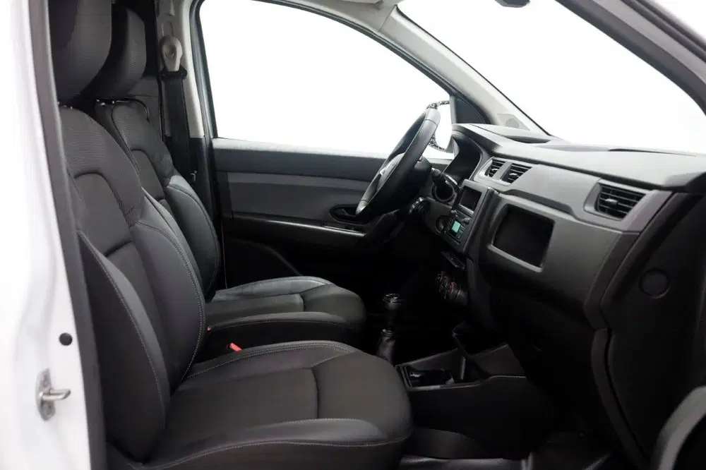 Renault Express 1.3 TCe 100pk Benzine Comfort Airco uit 2024, foto 3