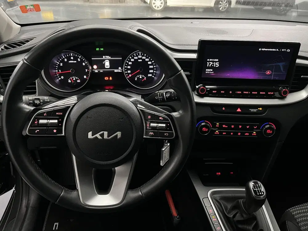 Kia Ceed 1.5 T-GDi DynamicLine uit 2024, foto 6