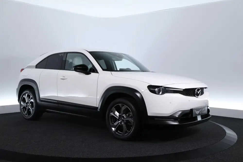 Mazda MX-30 e-SkyActiv 145 Luxury 36 kWh uit 2020, foto 3