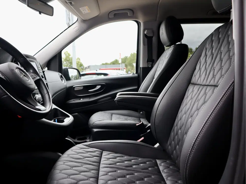 Mercedes-Benz Vito 119 CDI AUTOMAAT DUBBELE CABINE LUCHTVERI uit 2021, foto 4