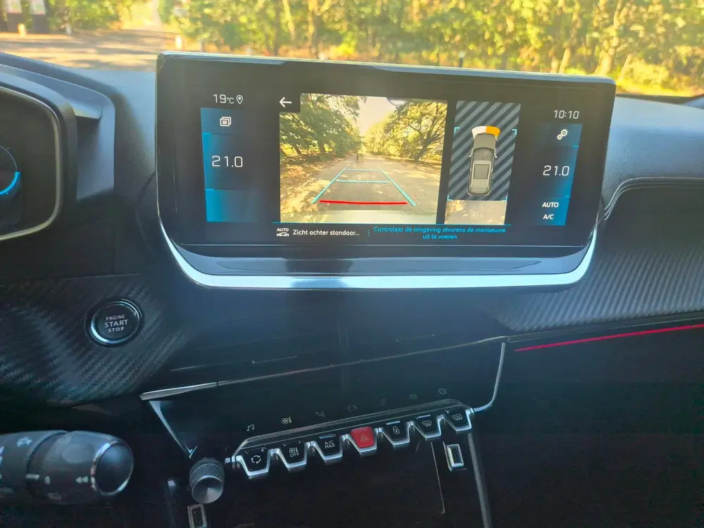 Peugeot 2008 1.2 PureTech GT-Line Camera Navigatie uit 2020, foto 15
