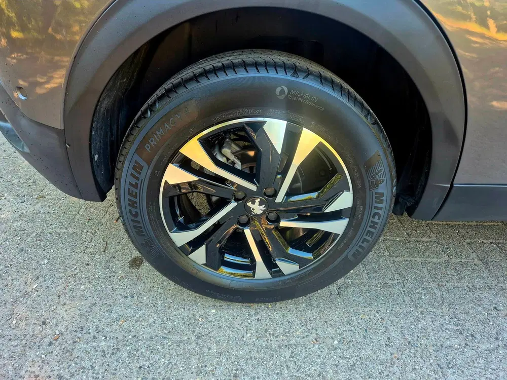 Peugeot 2008 1.2 PureTech GT-Line Camera Navigatie uit 2020, foto 8