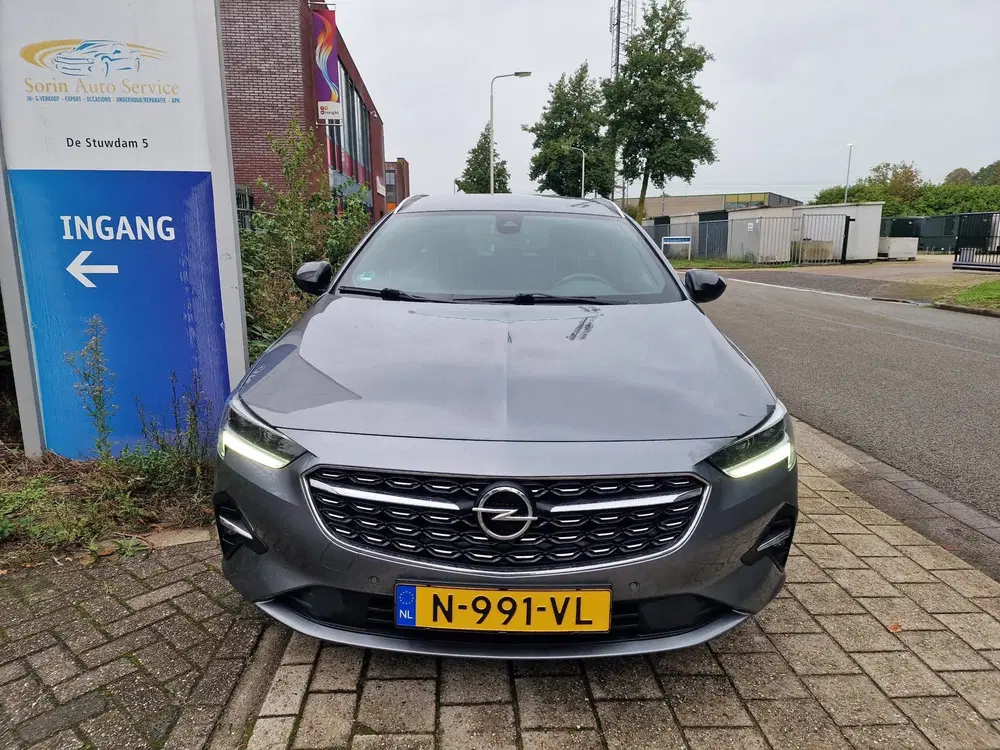 Opel Insignia 1.5 CDTI Business Elegance uit 2020, foto 2
