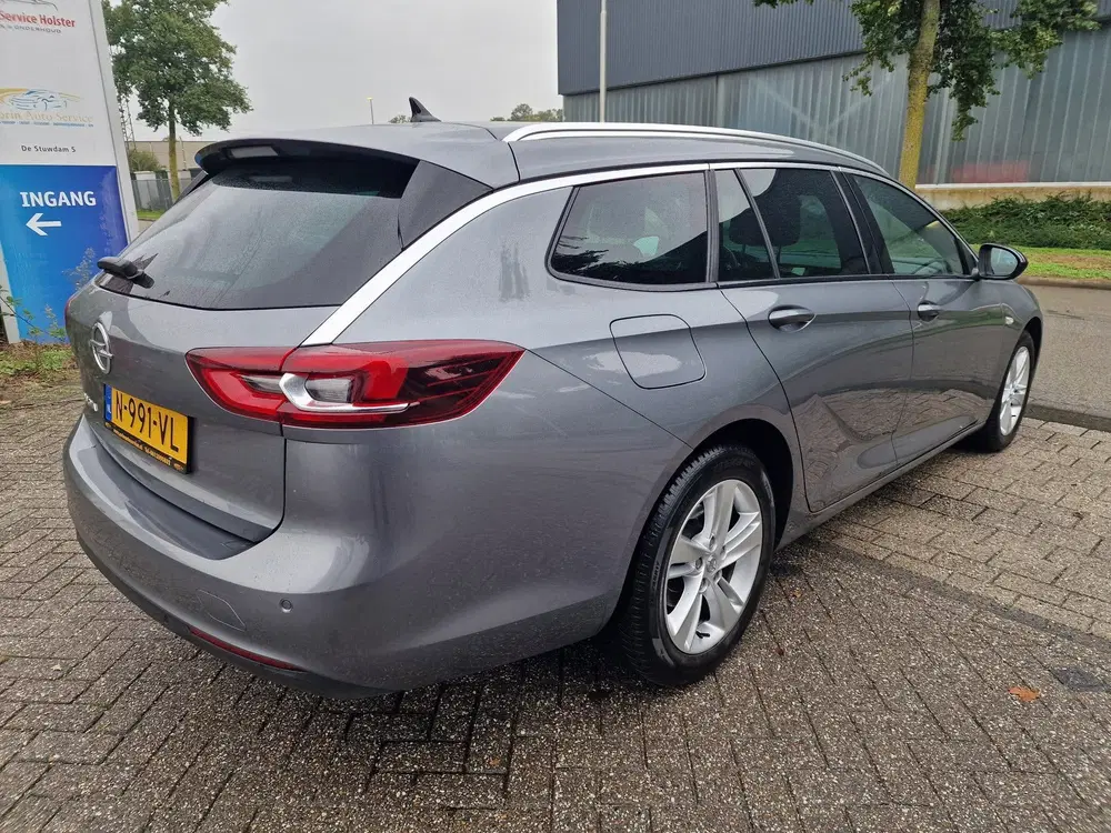 Opel Insignia 1.5 CDTI Business Elegance uit 2020, foto 9