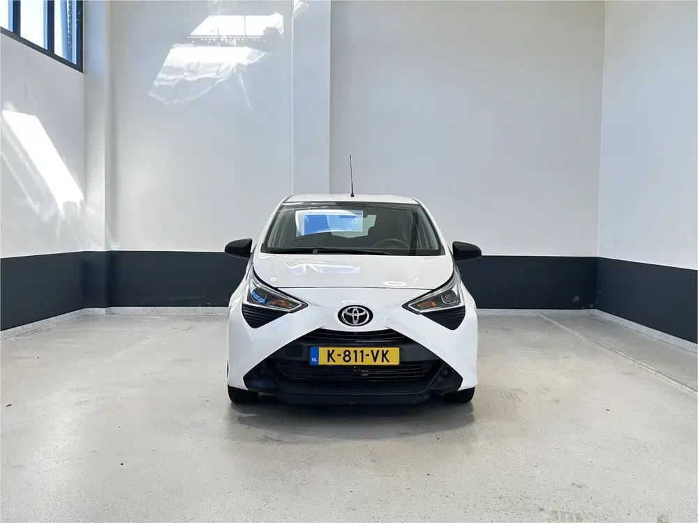 Toyota Aygo 1.0 VVT-i x-fun uit 2021, foto 3