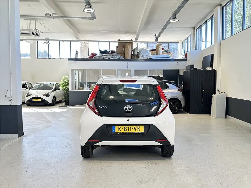 Toyota Aygo 1.0 VVT-i x-fun uit 2021, foto 4