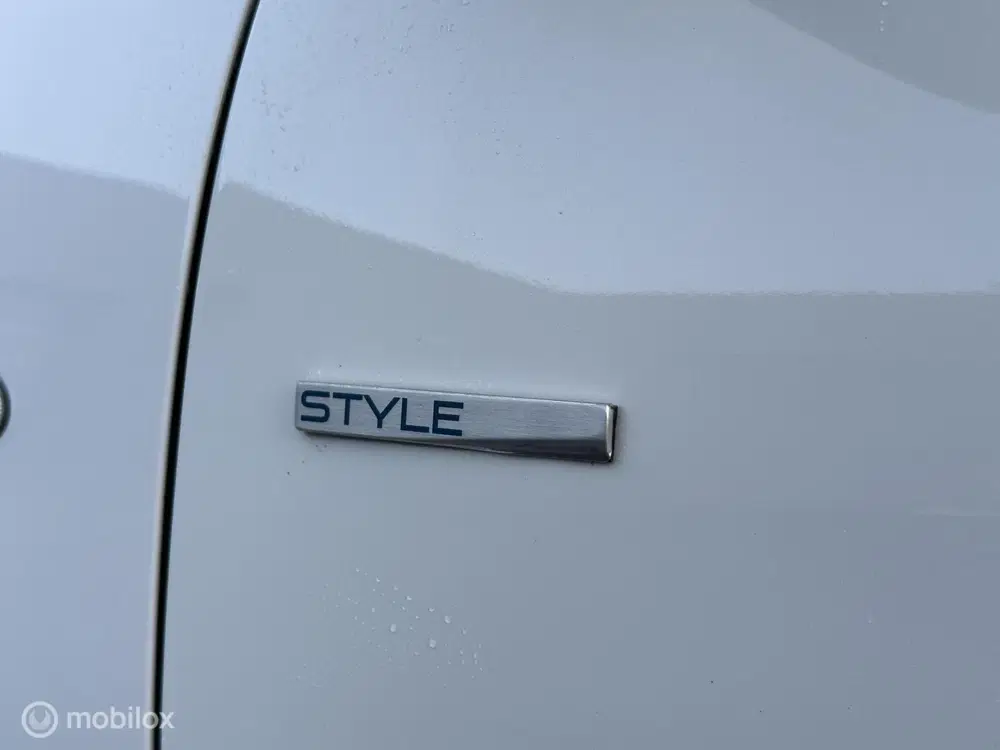 Peugeot 108 1.0 e-VTi Style uit 2020, foto 14