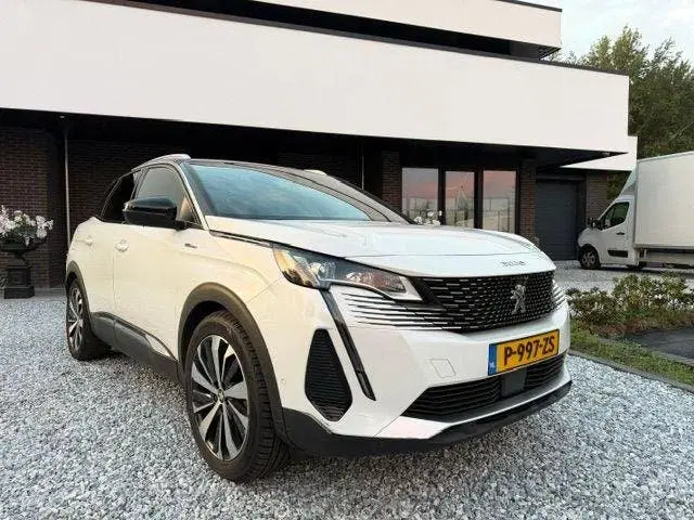 Peugeot 3008 1.6 Plug-in Hybrid4 300pk E 2021 paarlemoe uit 2021, foto 3
