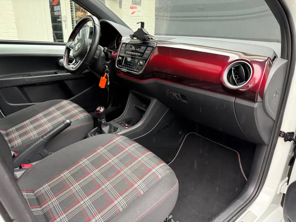 Volkswagen up! 1.0 TSI GTI Beats uit 2019, foto 15