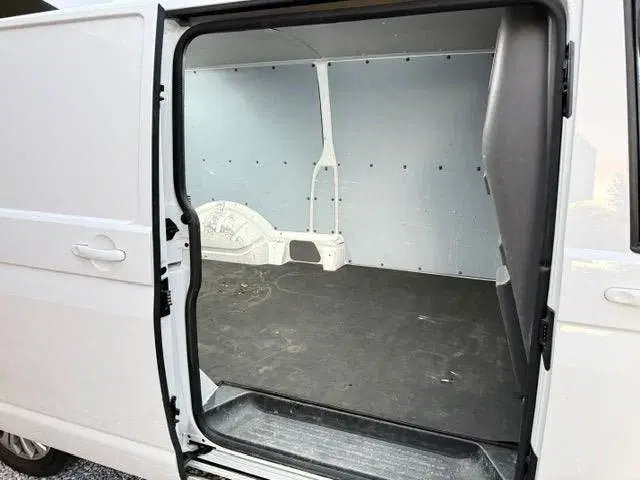 Volkswagen Transporter GB 2.0 TDI 150pk L2h1 340 uit 2023, foto 7