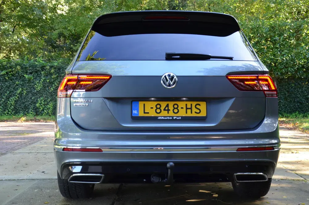 Volkswagen Tiguan Allspace 1.5 TSI Highline Business R Line uit 2021, foto 12