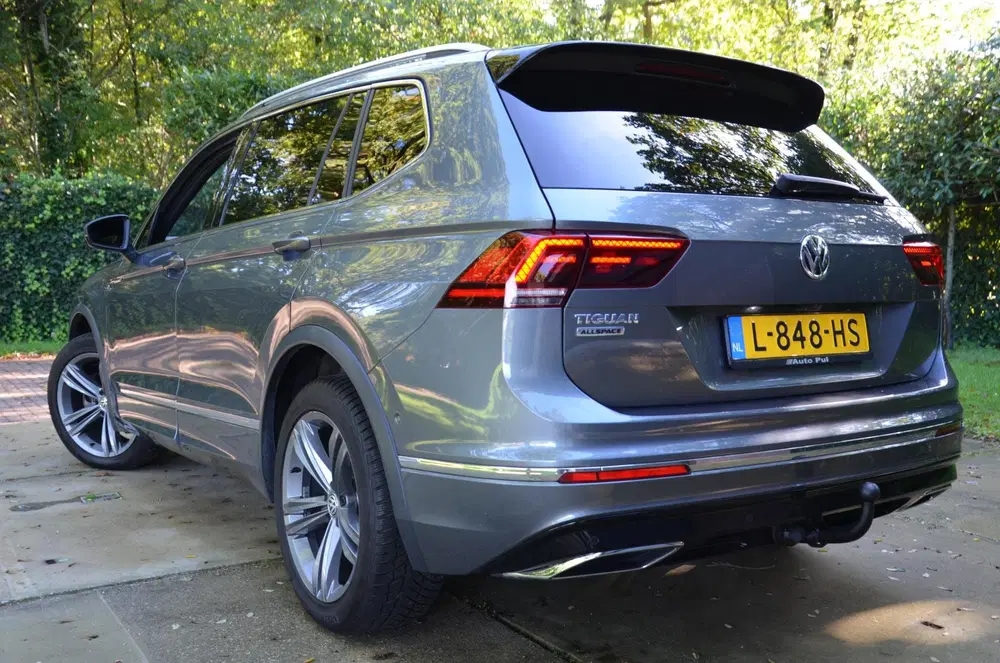 Volkswagen Tiguan Allspace 1.5 TSI Highline Business R Line uit 2021, foto 14