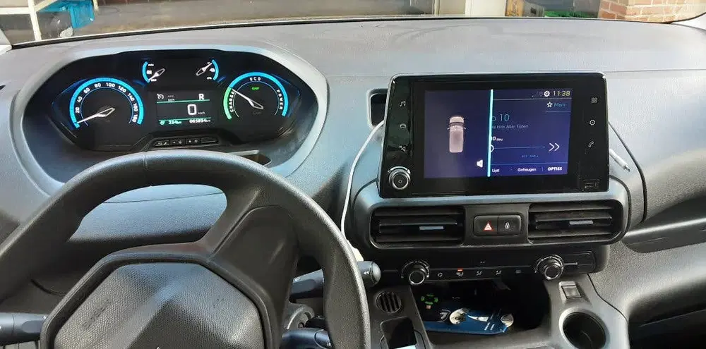 Peugeot Partner 50kWh 136pk 1000kg 2022 Grijs uit 2022, foto 6