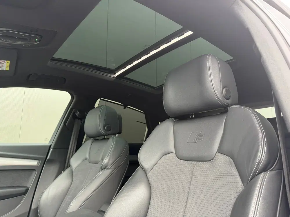 Audi Q5 55 TFSIe Quattro S Competition Pano Trekh. uit 2022, foto 4