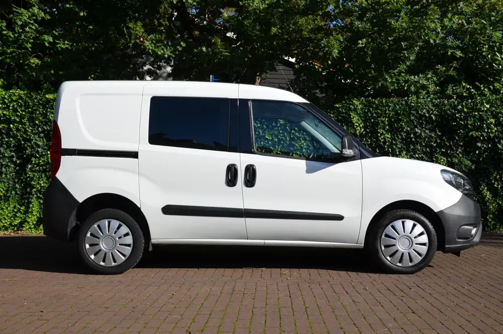 Fiat Doblo Doblò Cargo 1.6 MJ L1H1 S Basis Airco uit 2022, foto 3