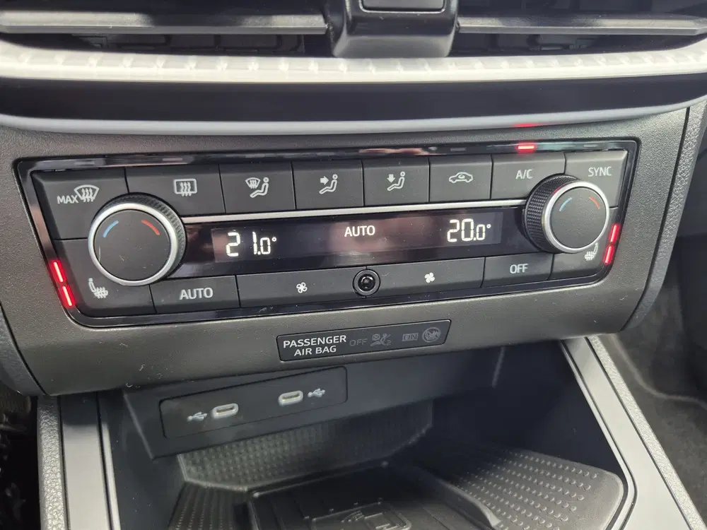 SEAT Ibiza 1.0 EcoTSI FR Anniversary 116PK Navigatie uit 2025, foto 14