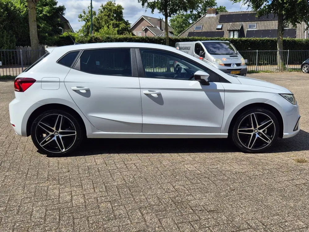 SEAT Ibiza 1.0 EcoTSI FR Anniversary 116PK Navigatie uit 2025, foto 8