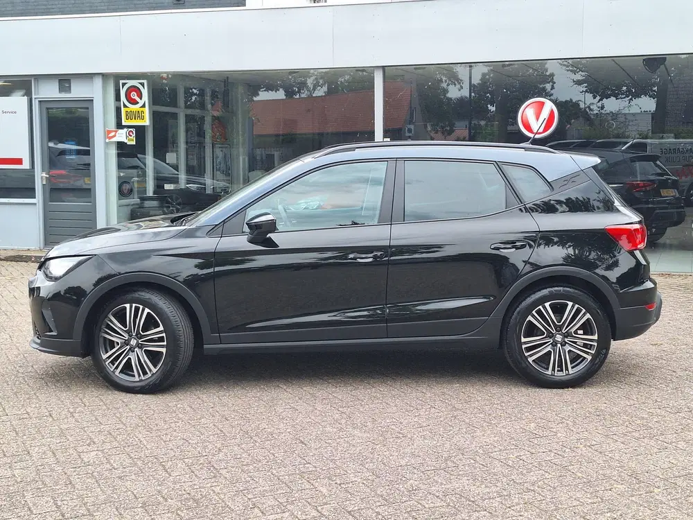SEAT Arona 1.0 TSI Style Business Intense NAVIGATIE uit 2021, foto 2