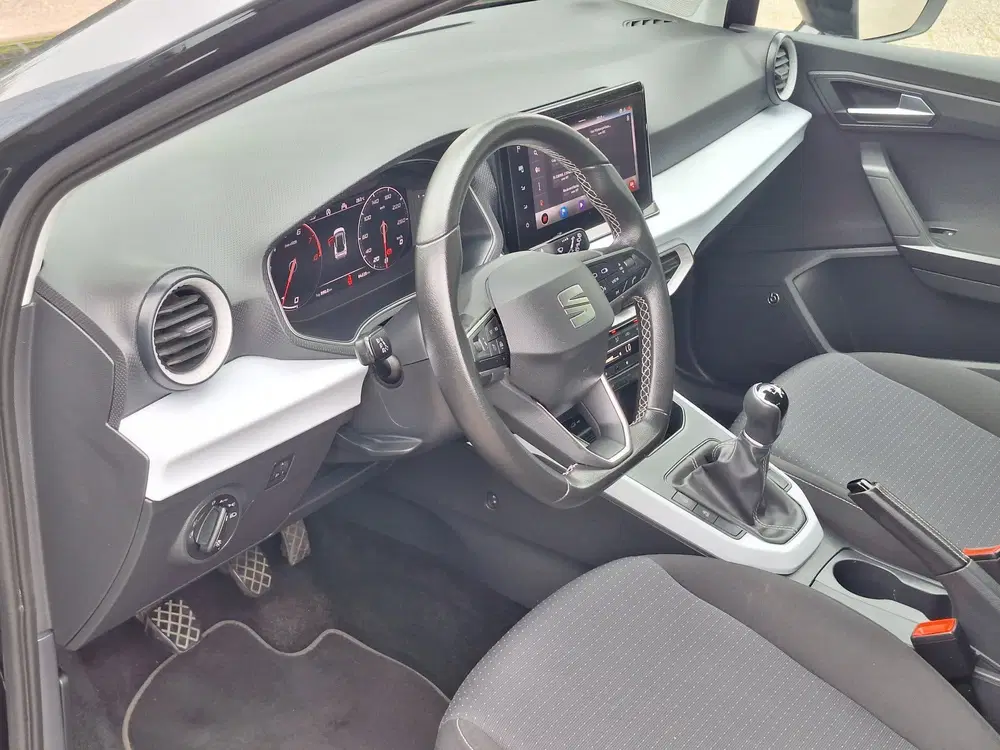 SEAT Arona 1.0 TSI Style Business Intense NAVIGATIE uit 2021, foto 8