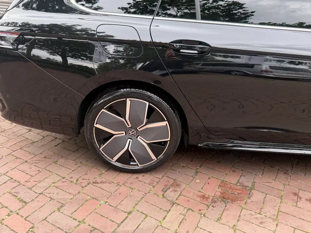 Volkswagen Passat 1.5 Hybrid R-Line Edition E-tsi ex uit 2025, foto 14
