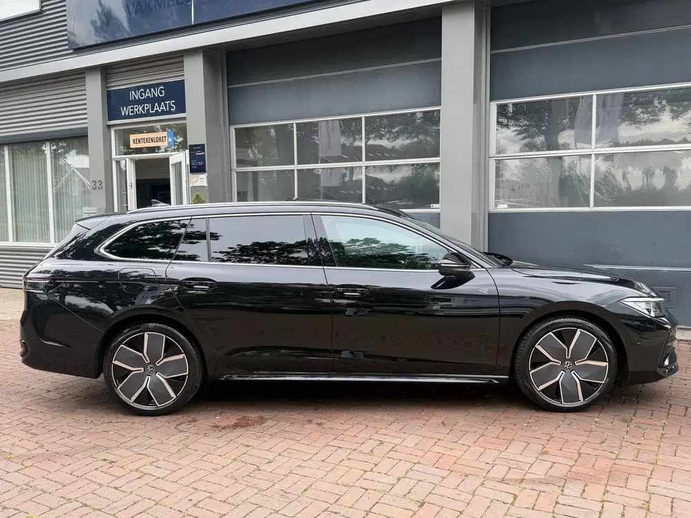 Volkswagen Passat 1.5 Hybrid R-Line Edition E-tsi ex uit 2025, foto 6