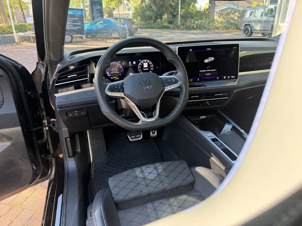 Volkswagen Passat 1.5 Hybrid R-Line Edition E-tsi ex uit 2025, foto 8