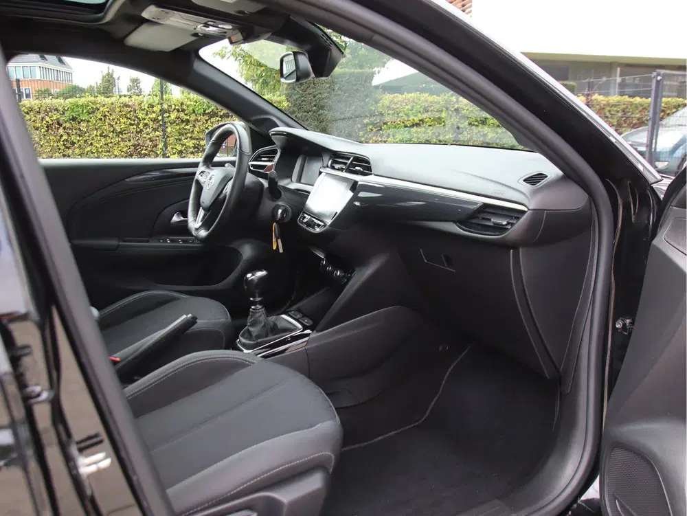 Opel Corsa 1.2 GS Line Pano uit 2023, foto 11