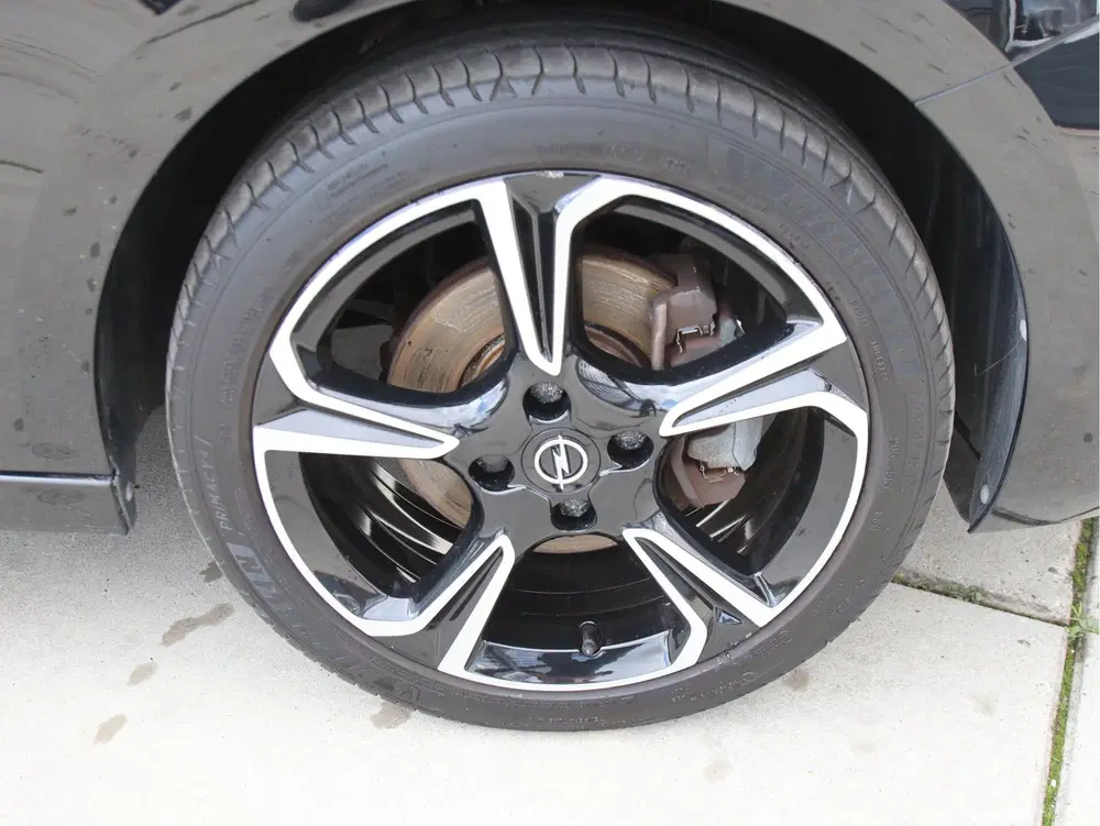Opel Corsa 1.2 GS Line Pano uit 2023, foto 7