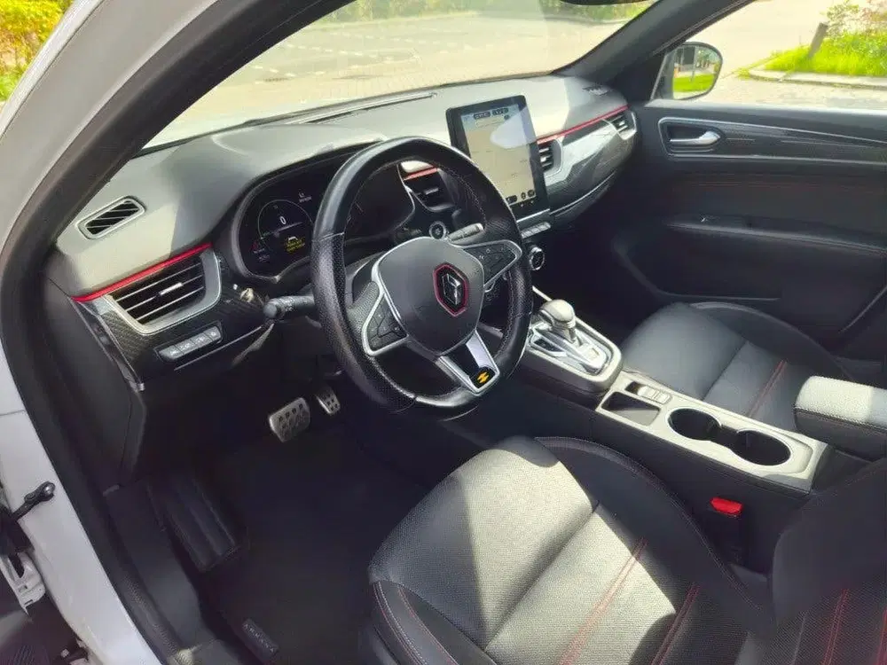 Renault Arkana 1.6 E-tech Hybrid 145pk Aut 2022 Wit uit 2022, foto 9