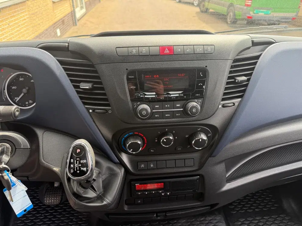 Iveco Daily 40C16 Hi Matic Be trekker 8 Ton Dubbel Cab uit 2021, foto 8