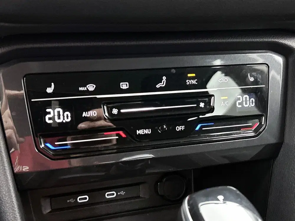 Volkswagen Tiguan Allspace 1.5 TSI Life Business uit 2022, foto 15