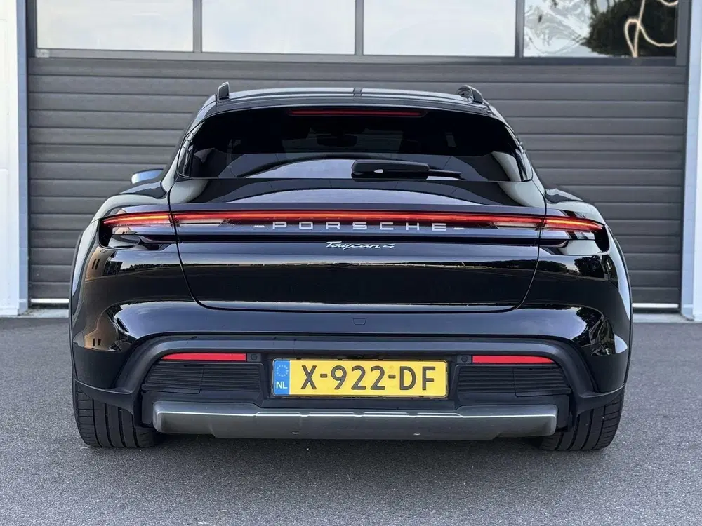 Porsche Taycan Taycan 4 Cross Turismo Panodak uit 2023, foto 8