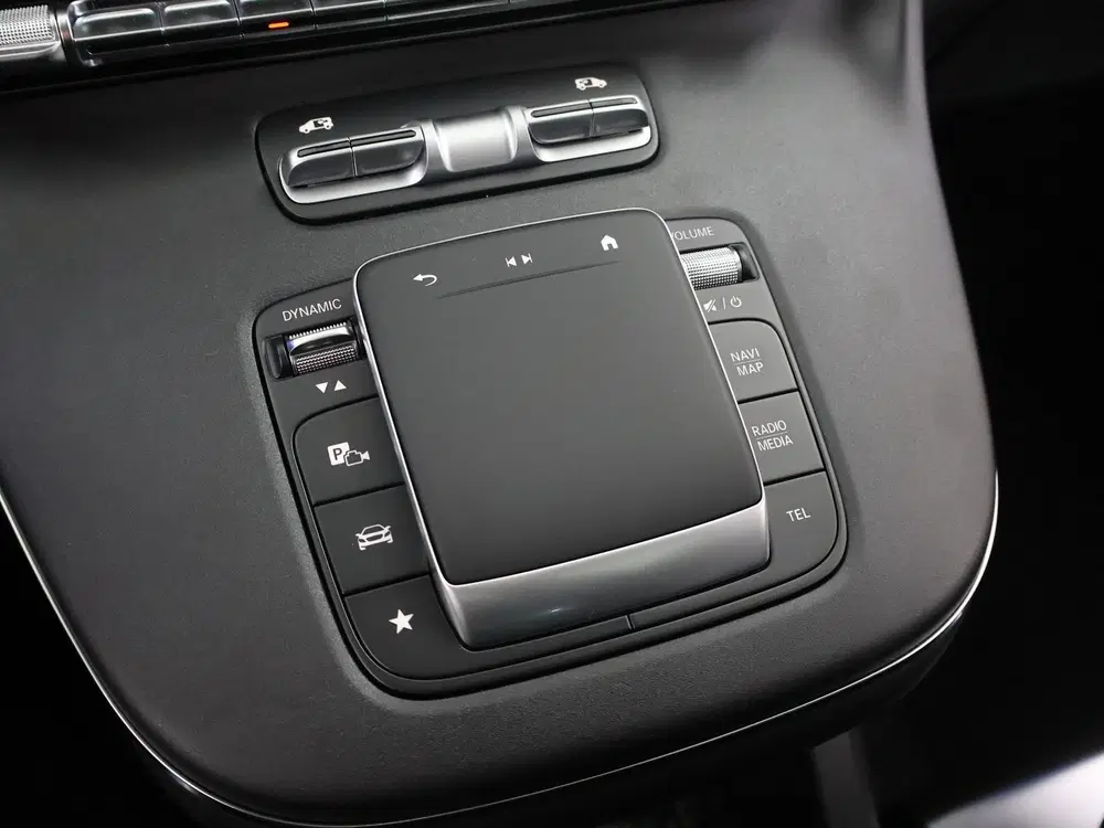 Mercedes-Benz EQV 300 uit 2025, foto 11
