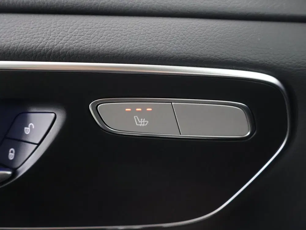 Mercedes-Benz EQV 300 uit 2025, foto 12