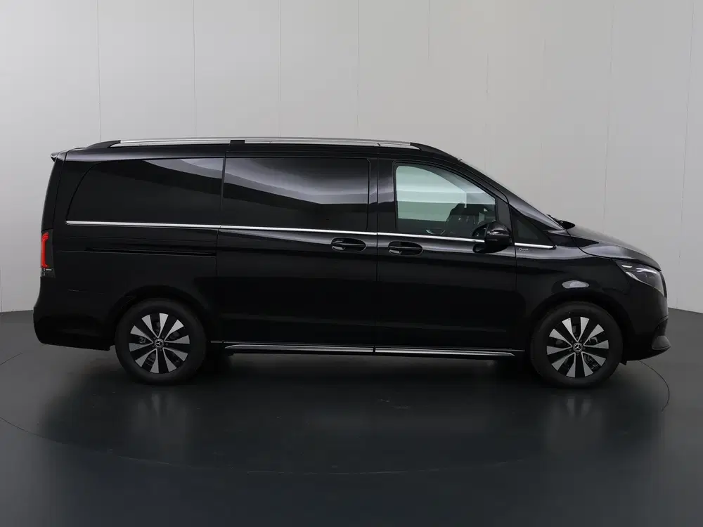 Mercedes-Benz EQV 300 uit 2025, foto 3