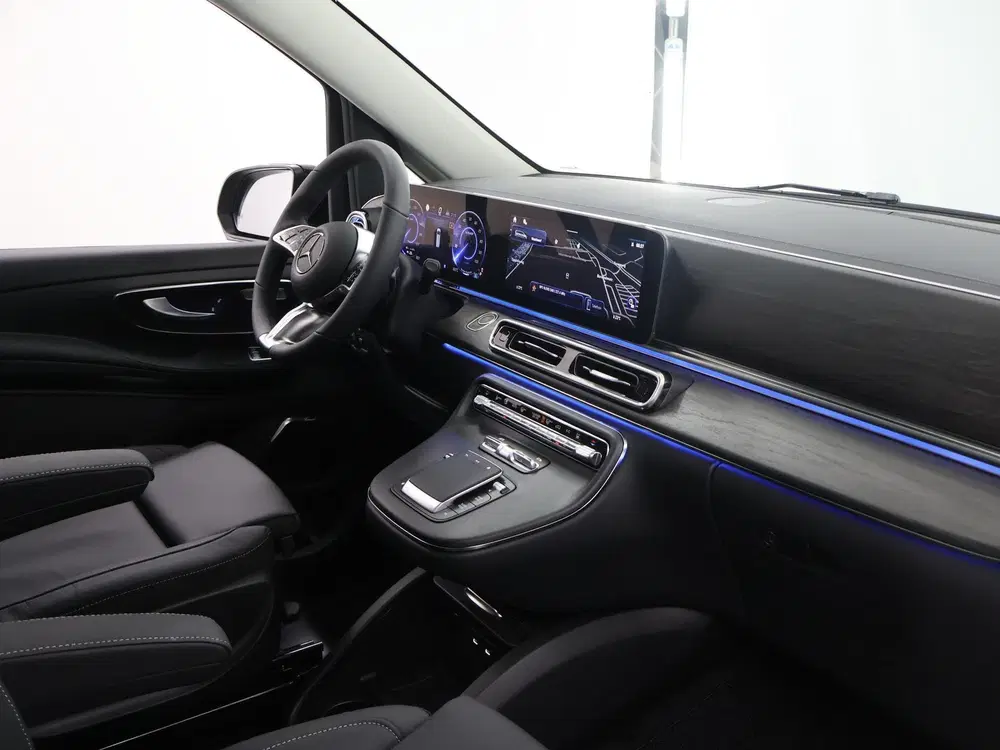 Mercedes-Benz EQV 300 uit 2025, foto 7